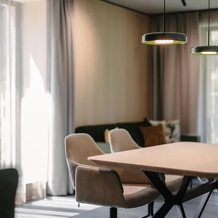 Vibes Soelden - Your Alpine Homebase 4*