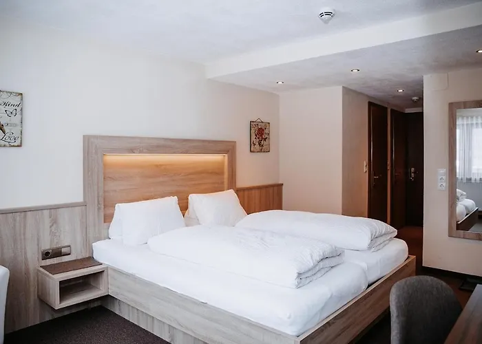 Vibes - Your Alpine Homebase Sölden