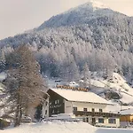 Vibes - Your Alpine Homebase Affittacamere Sölden