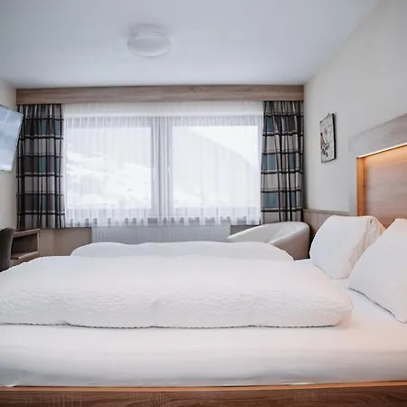 Vibes Soelden - Your Alpine Homebase 2*