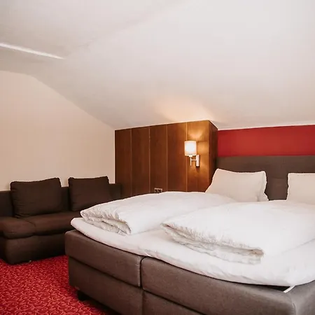 Penzion Vibes - Your Alpine Homebase Sölden