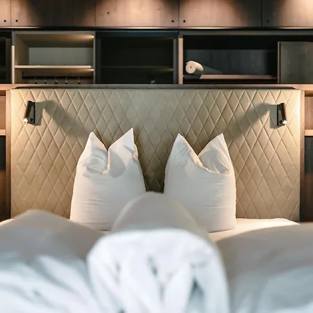 Vibes - Your Alpine Homebase 4* Sölden