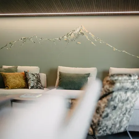 Vibes - Your Alpine Homebase