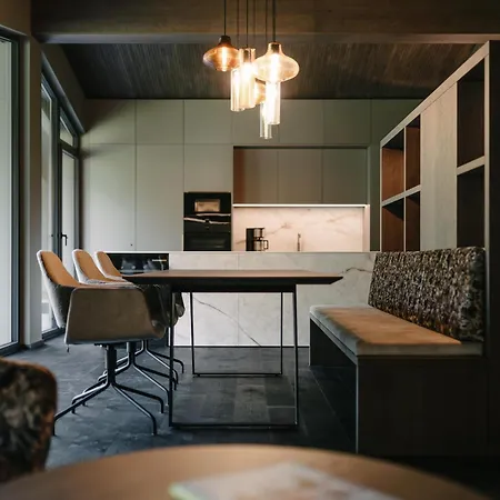 Vibes - Your Alpine Homebase 4*