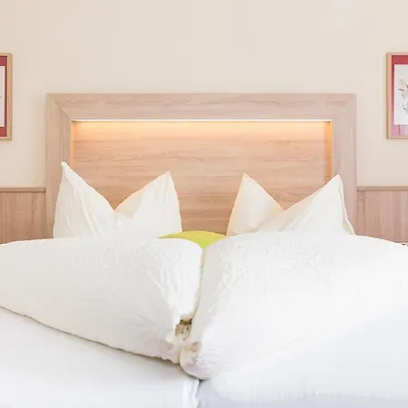 Vibes Soelden - Your Alpine Homebase 2*