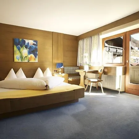 Гостьовий будинок Vibes Soelden - Your Alpine Homebase 2*