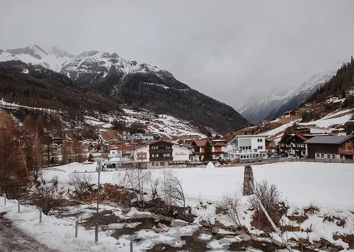 Guest house Vibes Soelden - Your Alpine Homebase