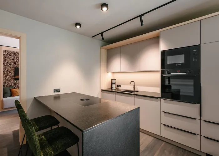 Vibes Soelden - Your Alpine Homebase 4*