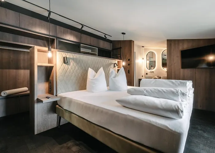 Vibes Soelden - Your Alpine Homebase Solden