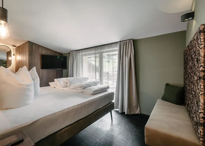 Guest house Vibes Soelden - Your Alpine Homebase 4*