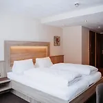 Vibes - Your Alpine Homebase Зёльден