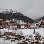 Гостевой дом Vibes - Your Alpine Homebase