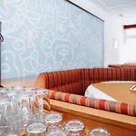 Vibes - Your Alpine Homebase Гостевой дом Зёльден