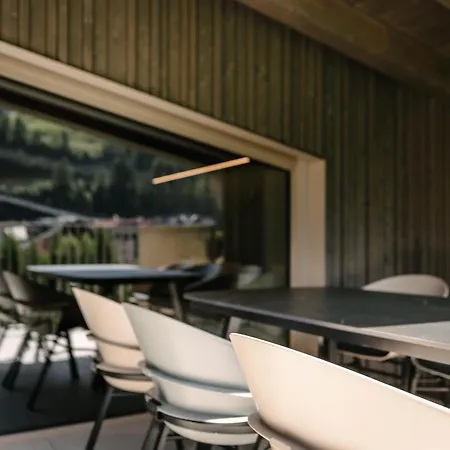 Pensión Vibes - Your Alpine Homebase