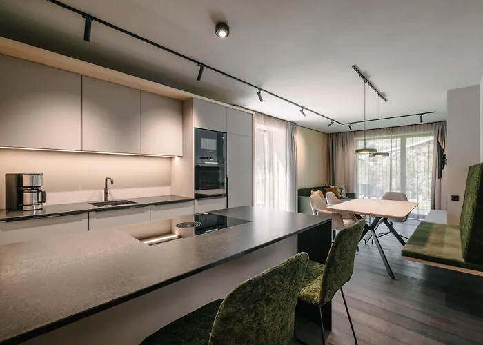 Vibes - Your Alpine Homebase بيت ضيافة 4*