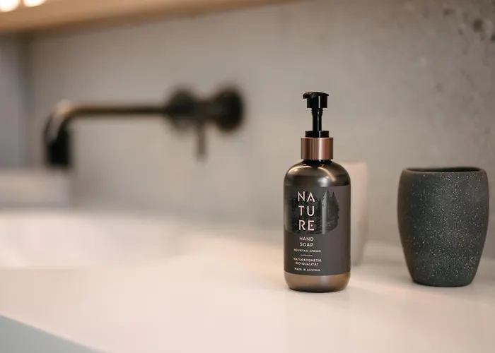 Vibes - Your Alpine Homebase بيت ضيافة 4*